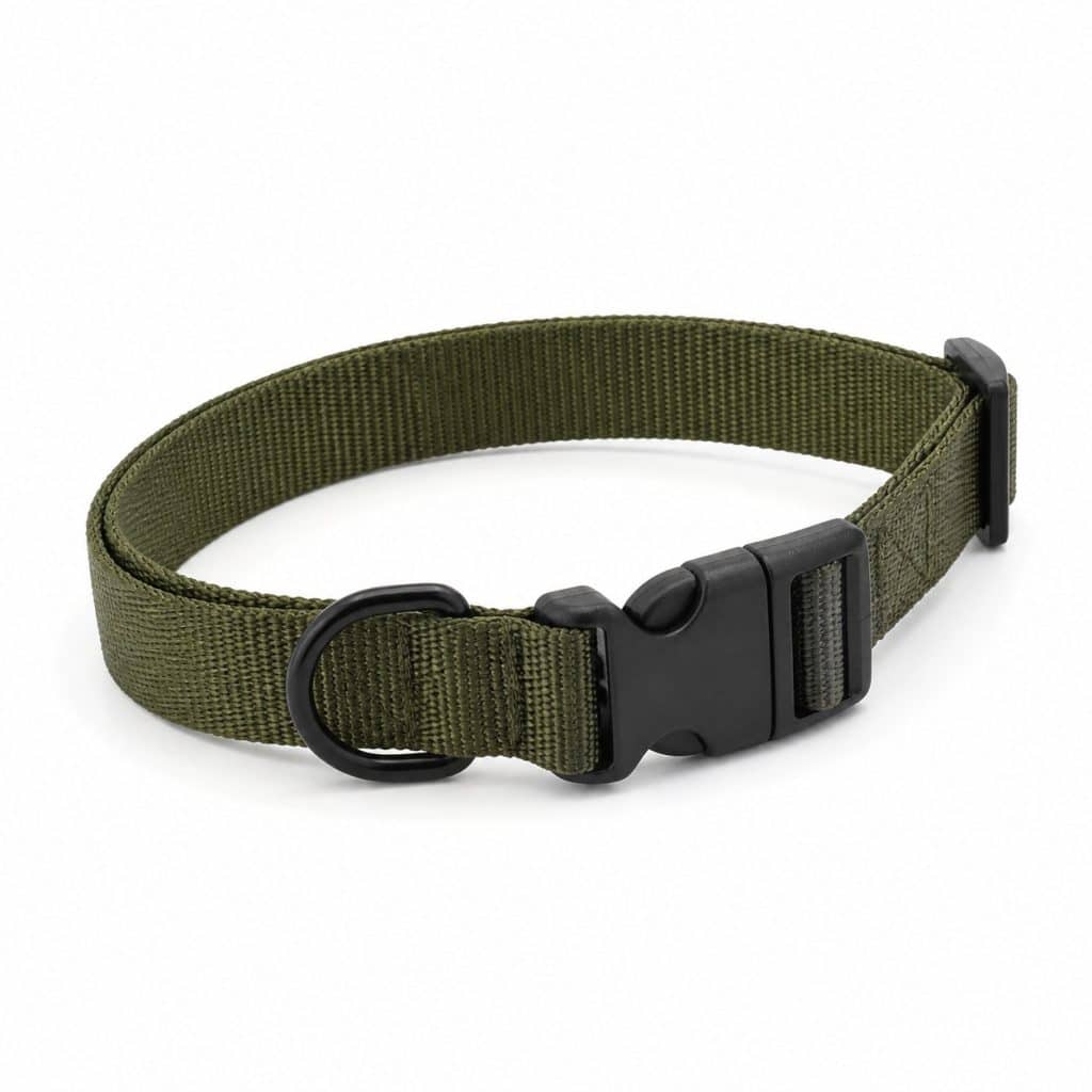 Collier réglable en nylon présenté seul